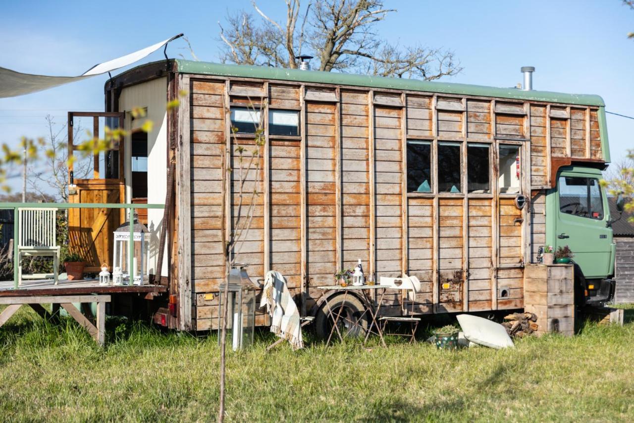 The Hoot Romantic Glamping Southwick  Exterior foto